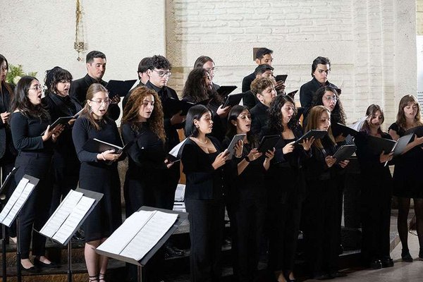  n-coro-estudiantes-240424-1.jpg
